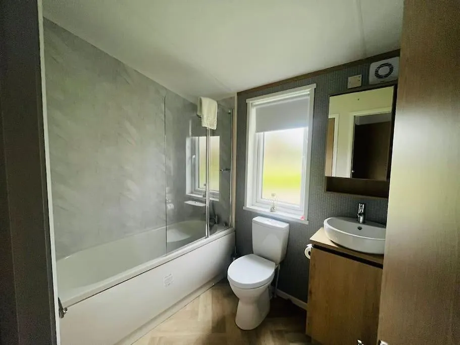 Dom wakacyjny Mulberry Lodge With Hot Tub York